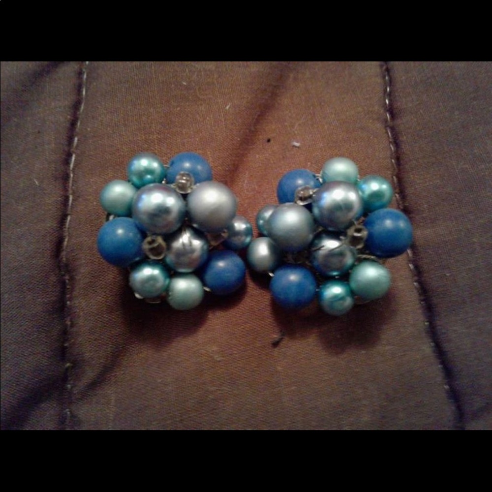 *VINTAGE* Earrings